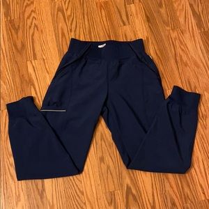Navy scrub pants.